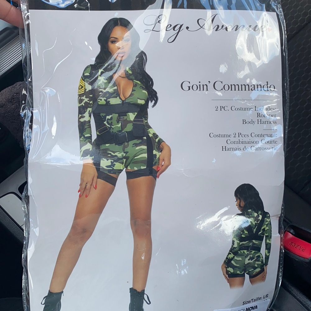 Fashion Nova “goin commando” custume. STRAPS INCLUDED